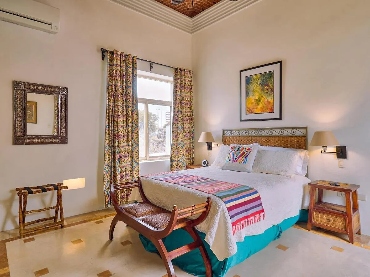 Bed & Breakfast Casona 66 Merida Boutique Hotel